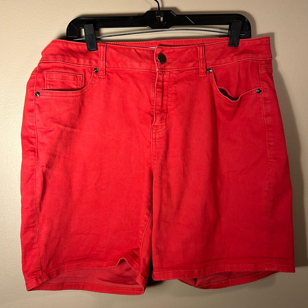 LANE BRYANT Red Stretch Denim Girlfriend Short